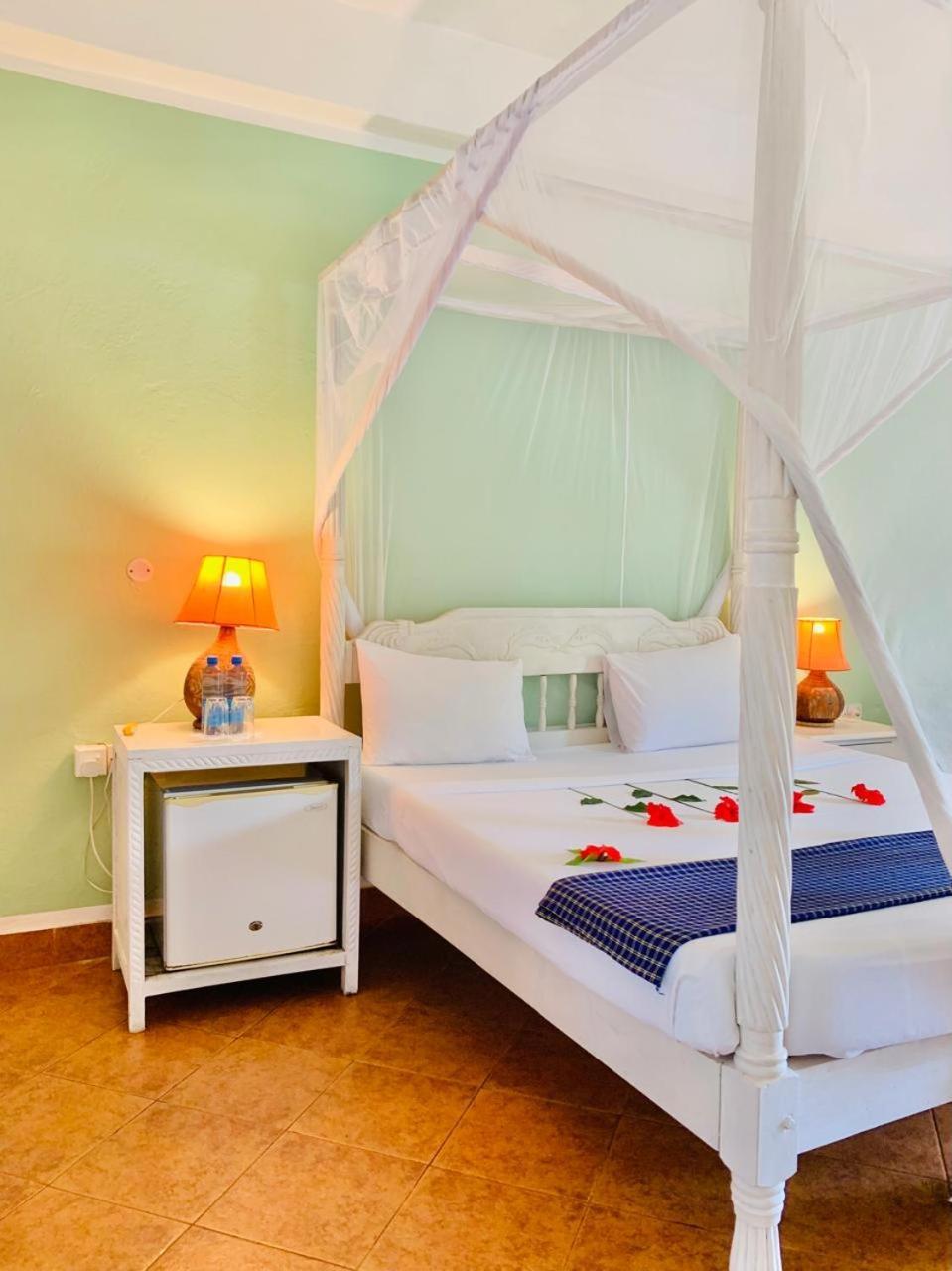 Lily Palm Resort Watamu Eksteriør bilde